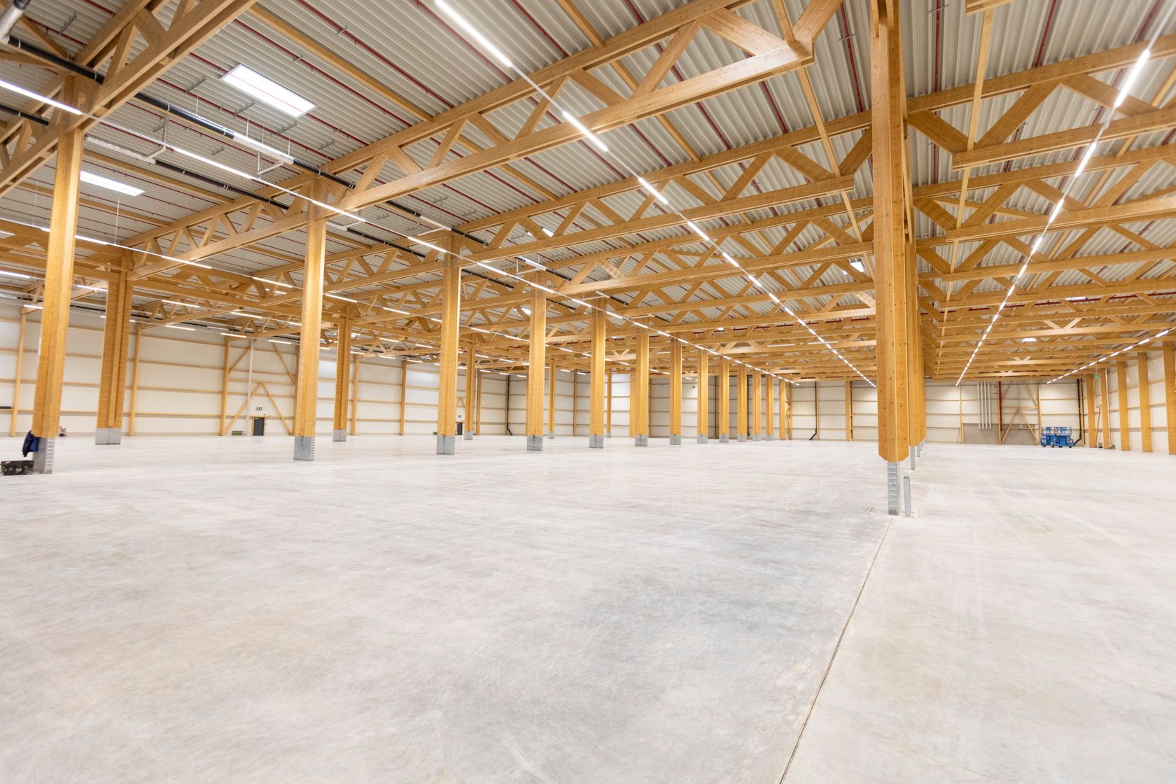 Glulam production hall perspective view