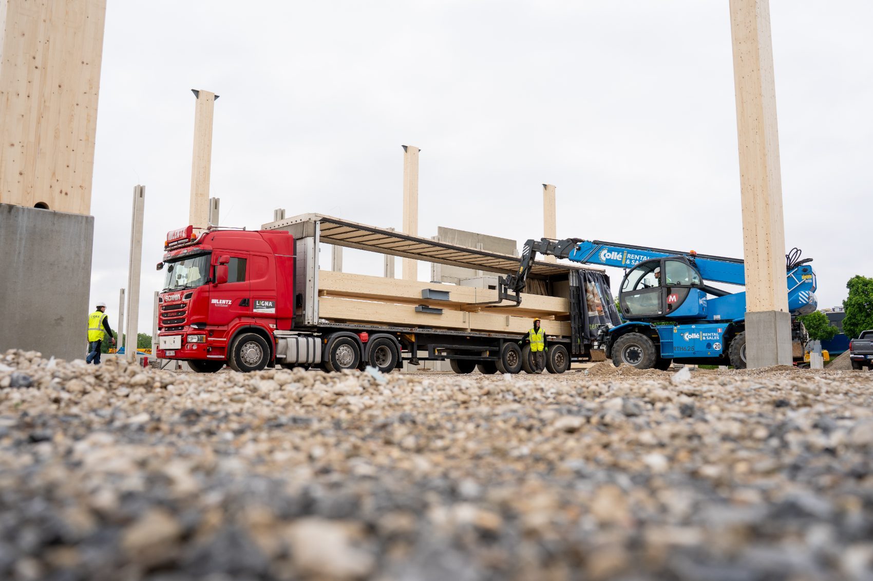 Glulam beam delivery to construction site