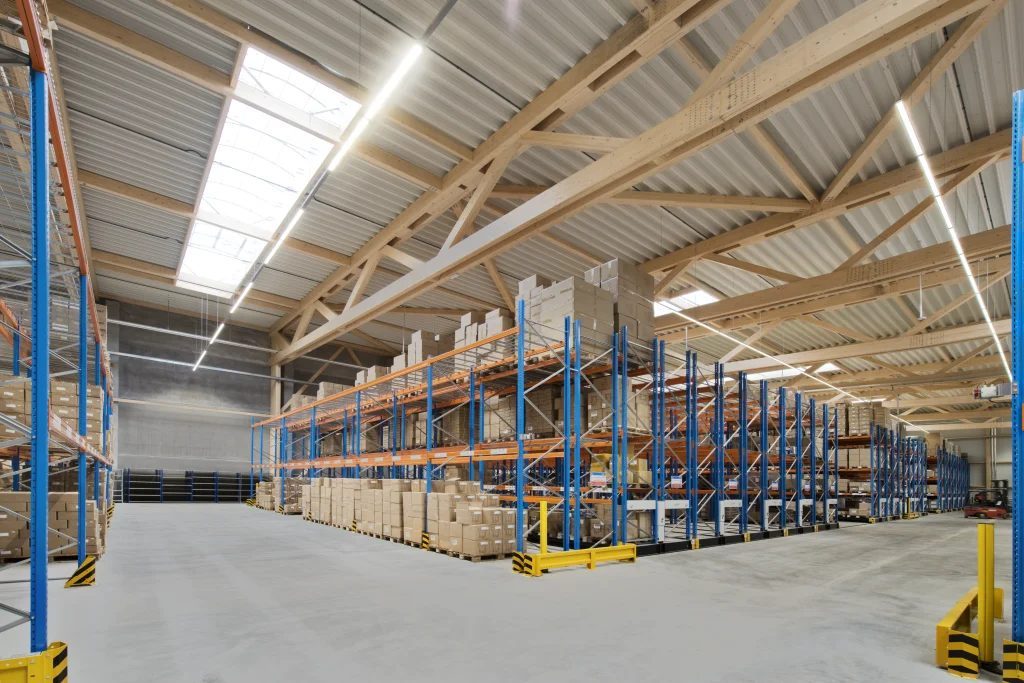 Finished glulam warehouse structure