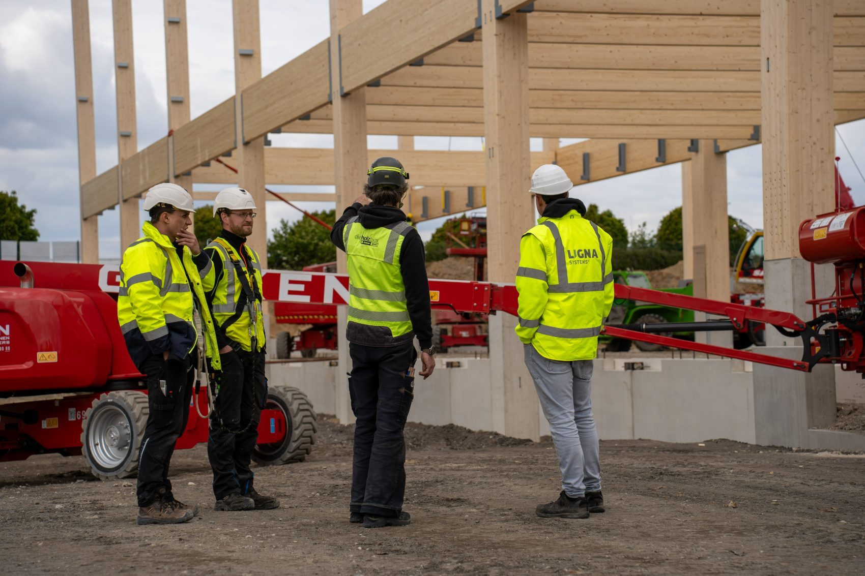 LIGNA systems on-site team